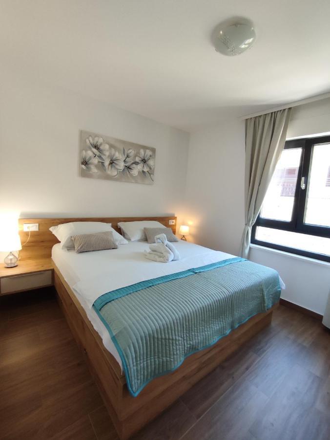 Apartman Sunnyside Appartement Makarska Buitenkant foto